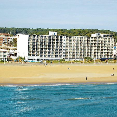 Ramada Plaza By Wyndham Virginia Beach Oceanfront Екстериор снимка