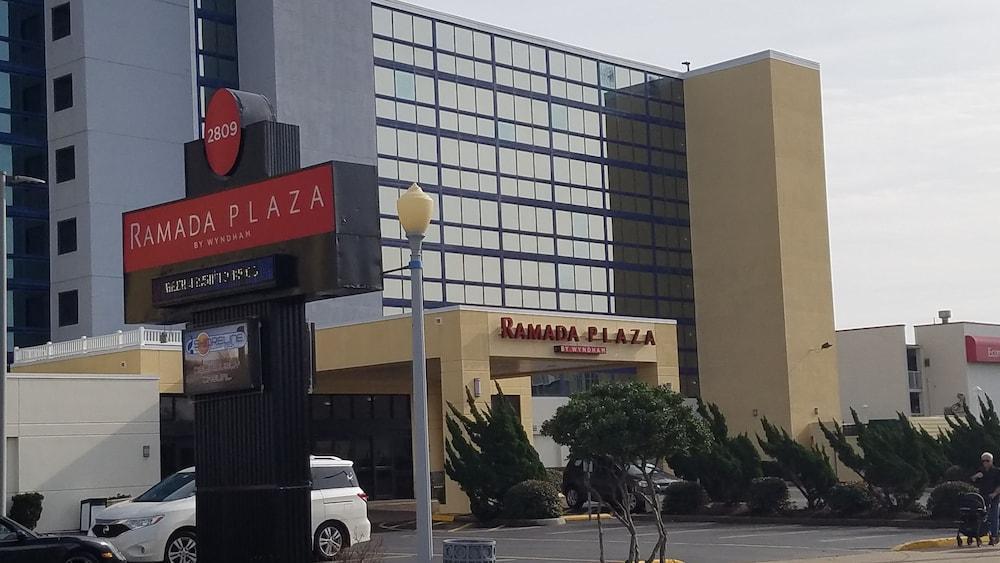 Ramada Plaza By Wyndham Virginia Beach Oceanfront Екстериор снимка