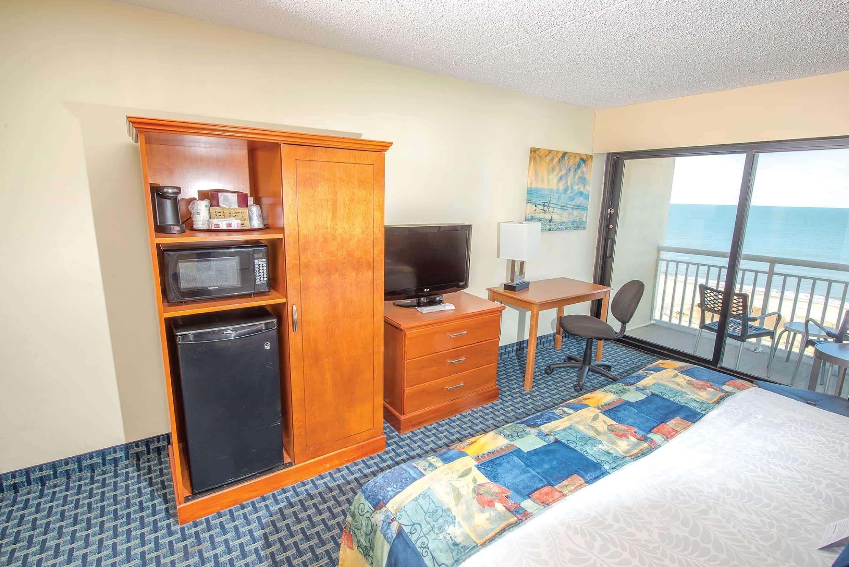 Ramada Plaza By Wyndham Virginia Beach Oceanfront Екстериор снимка