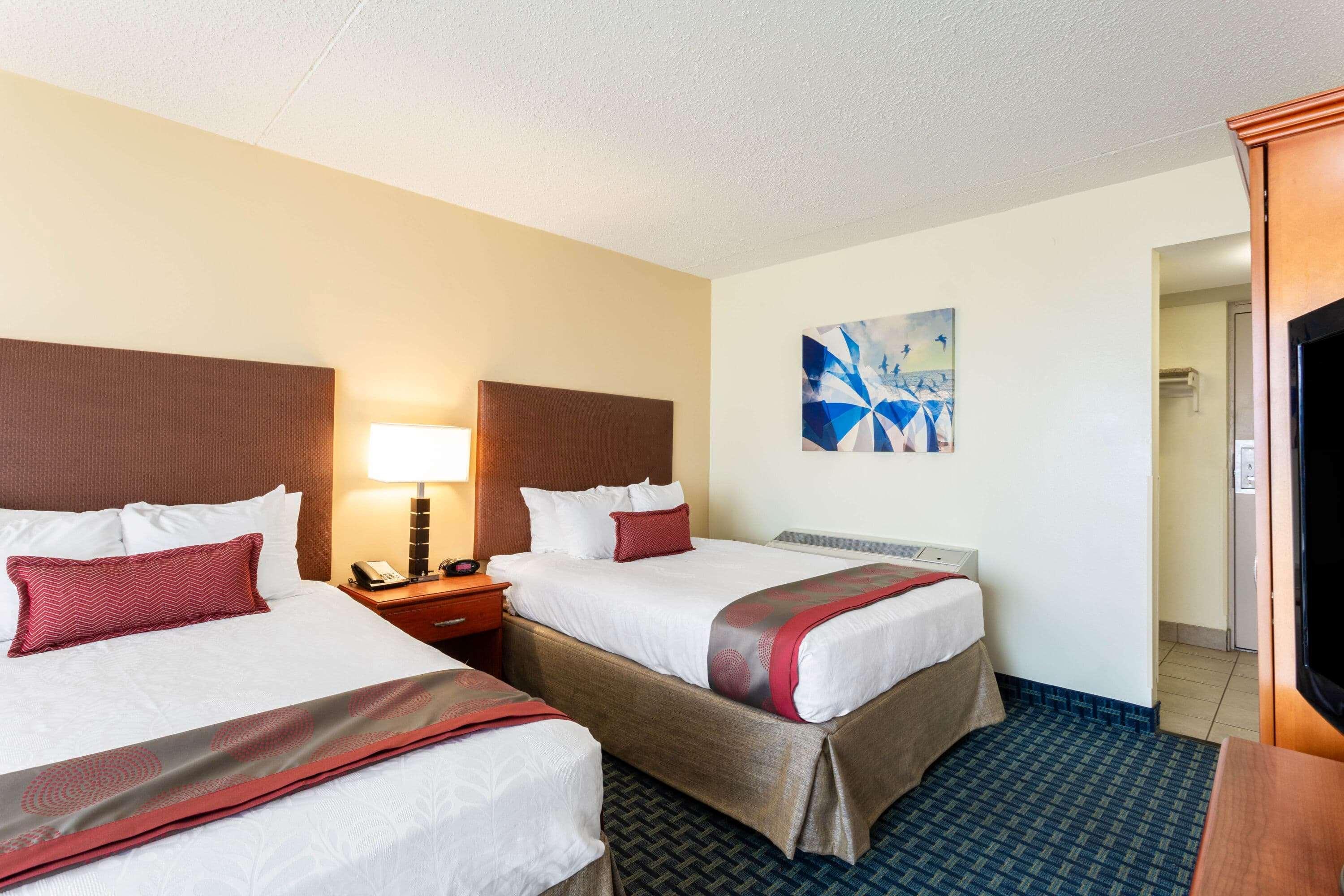 Ramada Plaza By Wyndham Virginia Beach Oceanfront Екстериор снимка