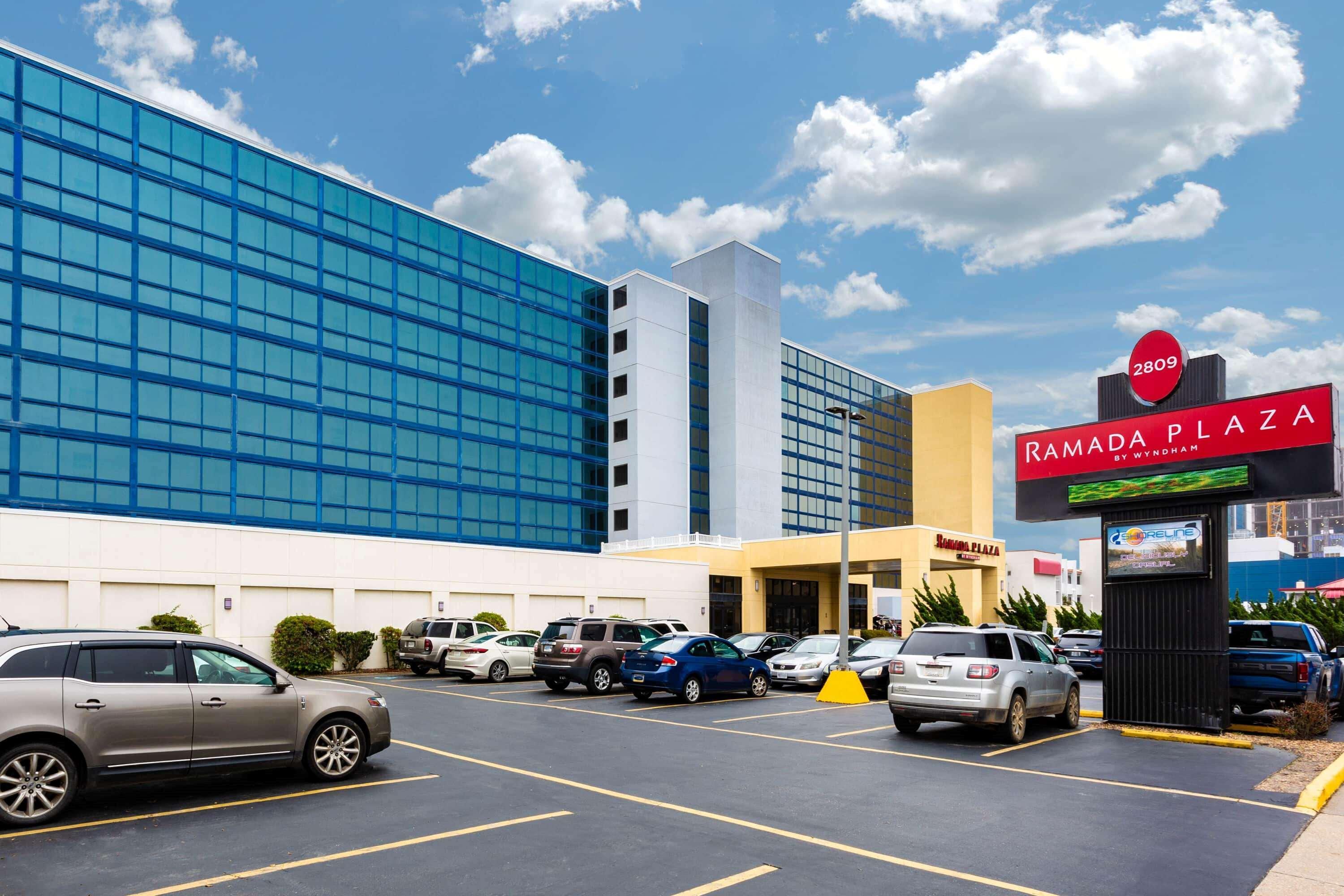 Ramada Plaza By Wyndham Virginia Beach Oceanfront Екстериор снимка