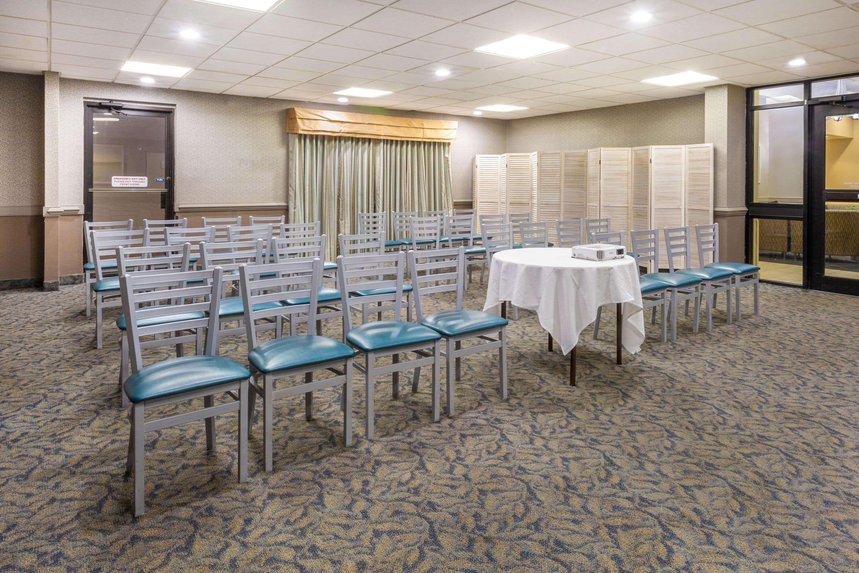 Ramada Plaza By Wyndham Virginia Beach Oceanfront Екстериор снимка