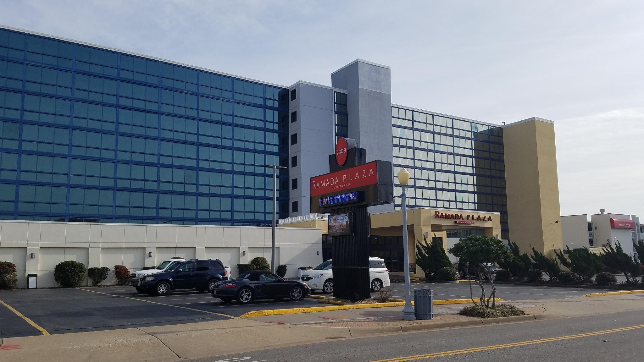 Ramada Plaza By Wyndham Virginia Beach Oceanfront Екстериор снимка