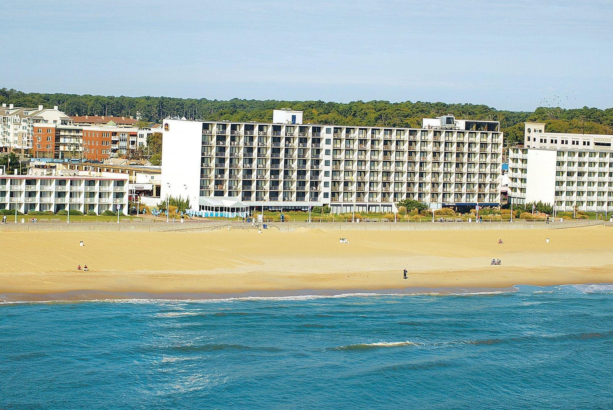 Ramada Plaza By Wyndham Virginia Beach Oceanfront Екстериор снимка